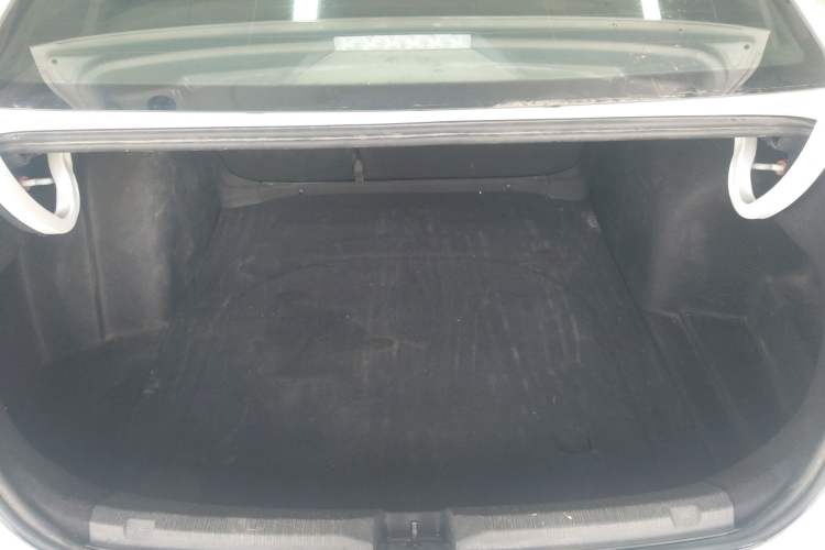 Used Volkswagen Lavida 2023 1.5L Automatic De Yi Edition Trunk