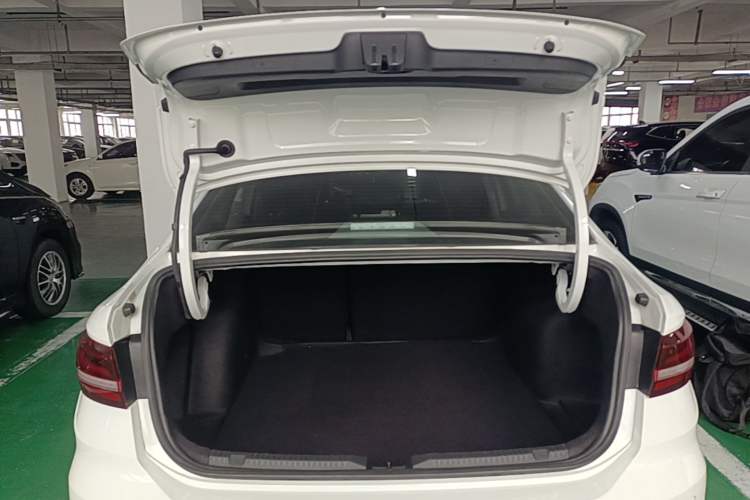 Used Volkswagen Lavida 2023 280TSI DSG Starry Sky Deluxe Edition Trunk