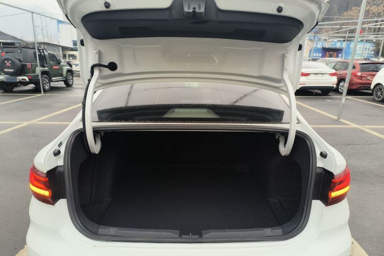 Used Volkswagen Lavida 2023 300TSI DSG Starry Full-Comfort Edition Trunk