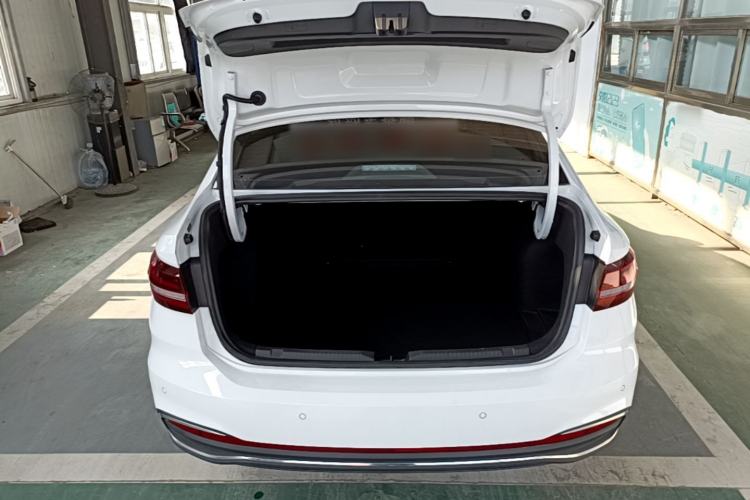 Used Volkswagen Lavida 2023 300TSI DSG Full-Comfort Edition Trunk