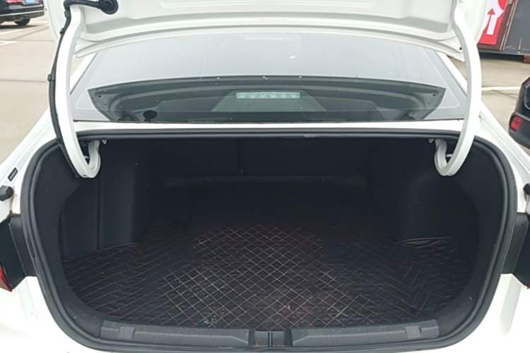 Used Volkswagen Lavida 2023 280TSI DSG Full-Comfort Edition Trunk