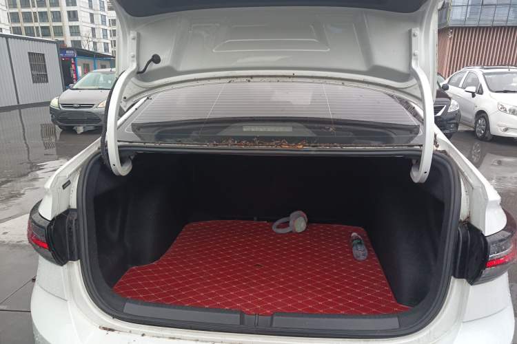 Used Volkswagen Lavida 2023 New Rui 1.5L Automatic New Yi Edition Trunk