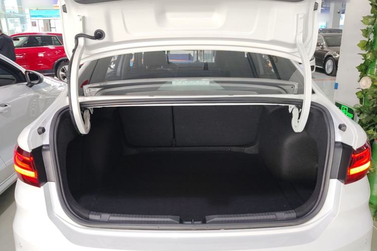 Used Volkswagen Lavida 2023 280TSI DSG Starry Sky Deluxe Edition Trunk