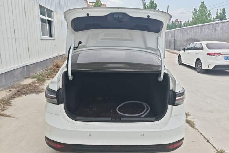 Used Volkswagen Lavida 2023 New Sharp 1.5L Automatic Excellent New Edition Trunk