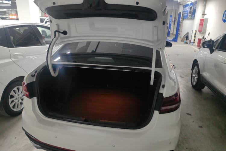 Used Volkswagen Lavida 2023 300TSI DSG Starry Full-Comfort Edition Trunk