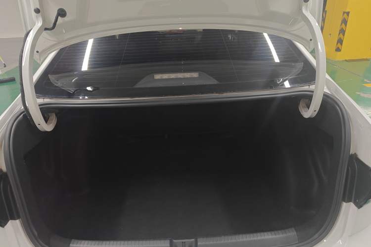 Used Volkswagen Lavida 2023 New Sharp 1.5L Automatic New Wish Edition Trunk