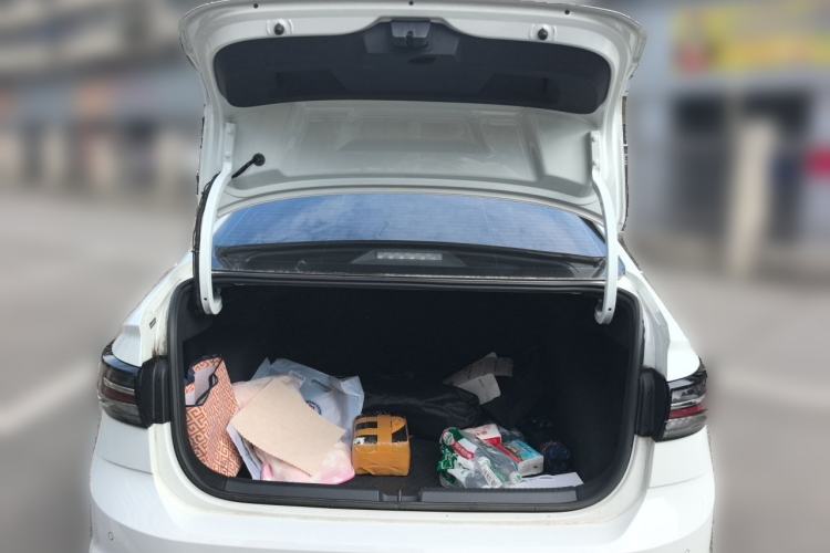 Used Volkswagen Lavida 2023 New Sharp 1.5L Manual New Comfort Edition Trunk