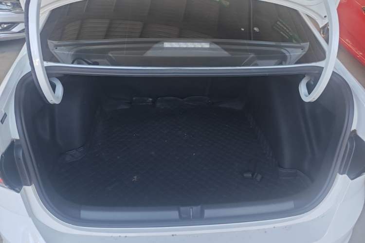 Used Volkswagen Lavida 2023 New Sharp 1.5L Automatic New Wish Edition Trunk
