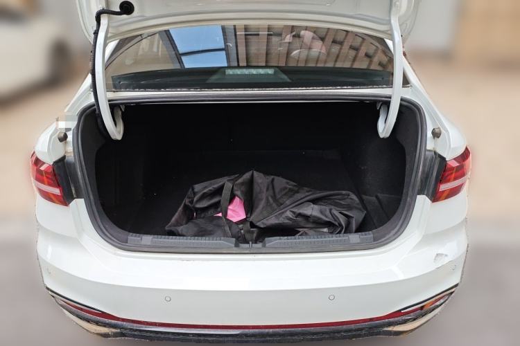 Used Volkswagen Lavida 2023 300TSI DSG Starry Full-Comfort Edition Trunk