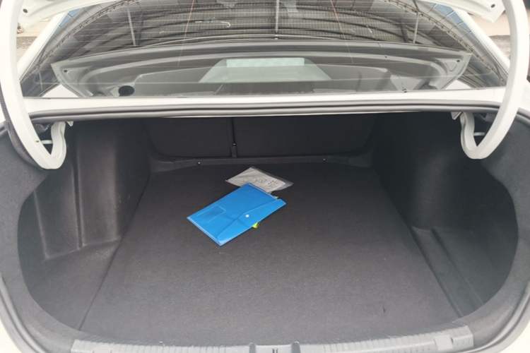 Used Volkswagen Lavida 2023 280TSI DSG Starry Sky Deluxe Edition Trunk