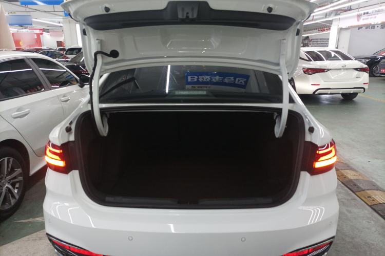 Used Volkswagen Lavida 2023 300TSI DSG Starry Full-Comfort Edition Trunk