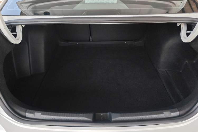 Used Volkswagen Lavida 2023 1.5L Automatic Full-Comfort Edition Trunk