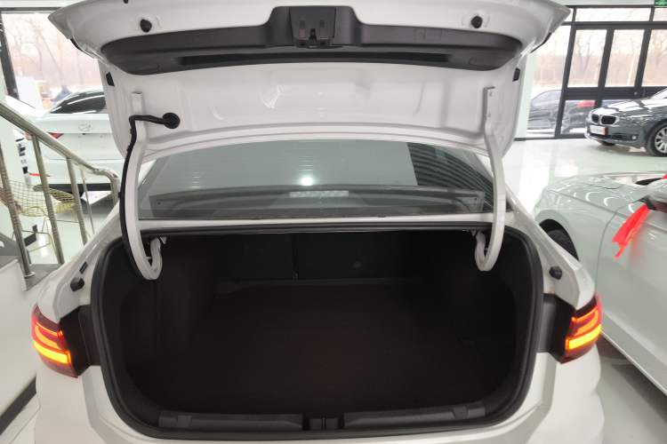 Used Volkswagen Lavida 2023 280TSI DSG Full-Comfort Edition Trunk