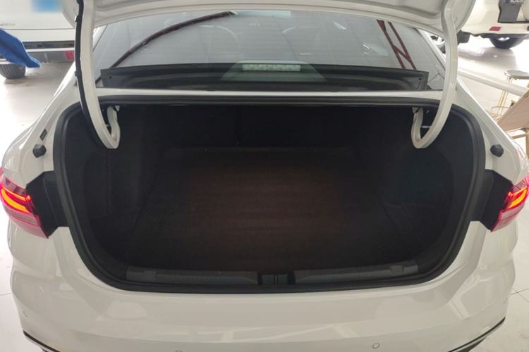Used Volkswagen Lavida 2023 280TSI DSG Full-Comfort Edition Trunk