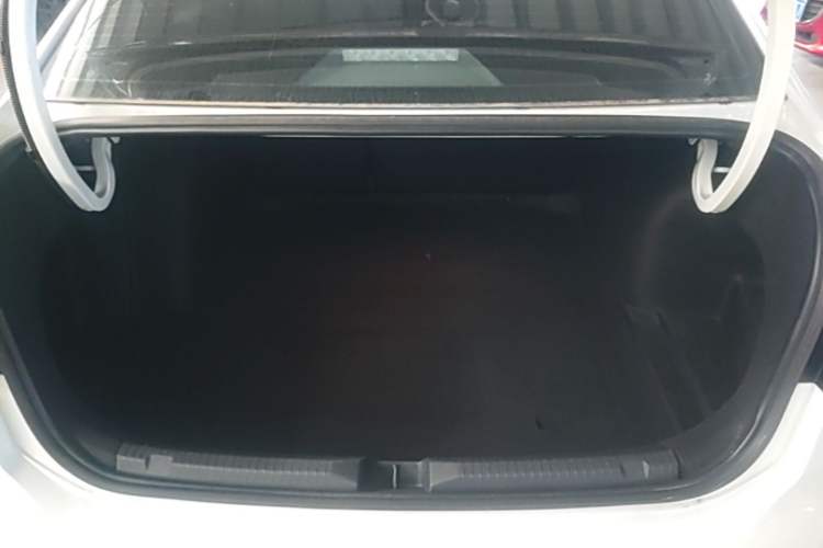 Used Volkswagen Lavida 2023 280TSI DSG Starry Sky Deluxe Edition Trunk