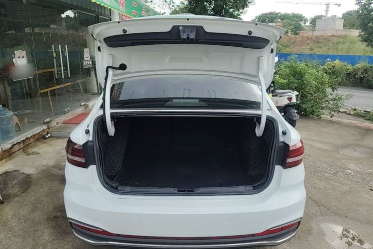 Used Volkswagen Lavida 2023 280TSI DSG Full-Comfort Edition Trunk