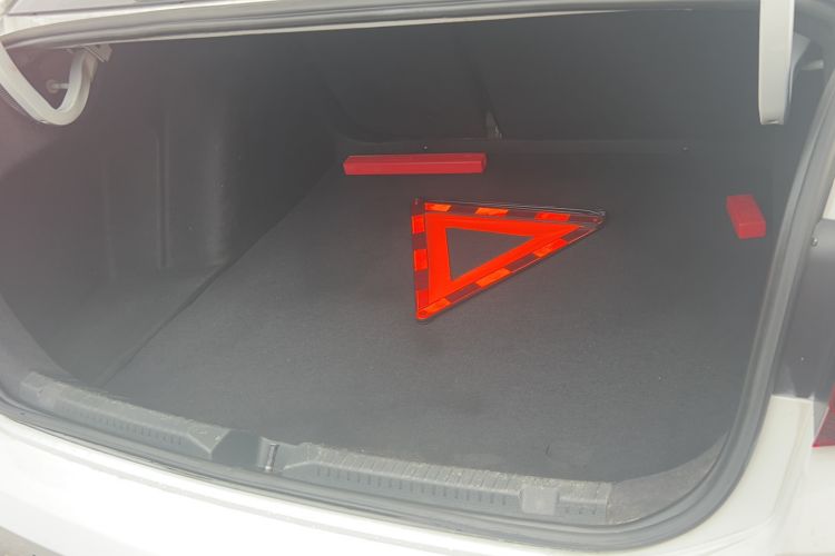 Used Volkswagen Lavida 2023 300TSI DSG Starry Full-Comfort Edition Trunk