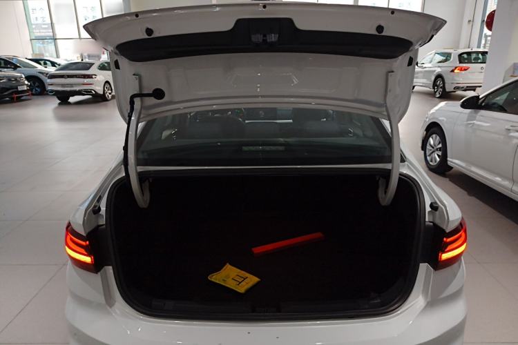 Used Volkswagen Lavida 2023 Revised 1.5L Automatic DeYi Edition Trunk