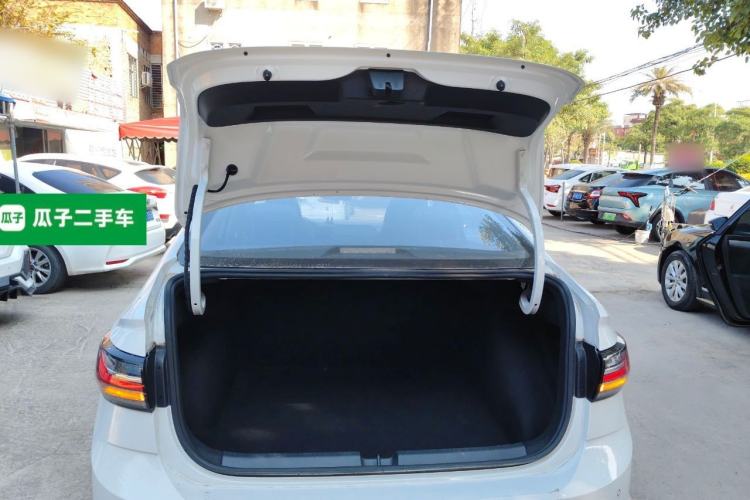 Used Volkswagen Lavida 2023 New Rui 1.5L Automatic New Yi Edition Trunk
