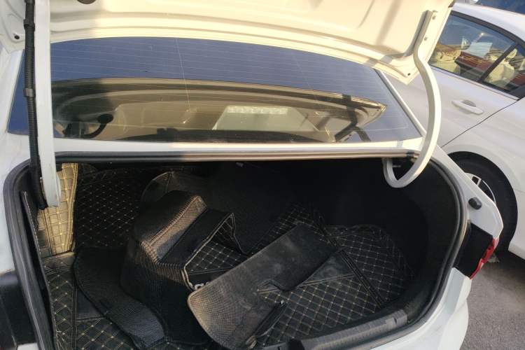 Used Volkswagen Lavida 2023 1.5L Automatic Full-Comfort Edition Trunk