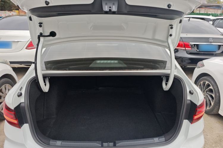 Used Volkswagen Lavida 2023 Revised 1.5L Automatic DeYi Edition Trunk