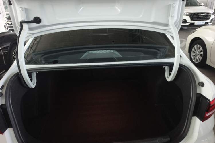 Used Volkswagen Lavida 2023 300TSI DSG Starry Full-Comfort Edition Trunk