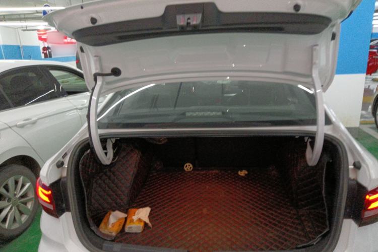 Used Volkswagen Lavida 2023 300TSI DSG Full-Comfort Edition Trunk