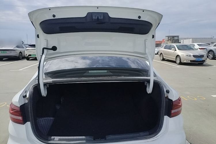 Used Volkswagen Lavida 2023 300TSI DSG Starry Full-Comfort Edition Trunk