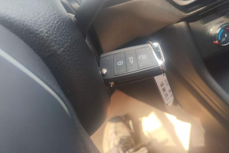 Used Volkswagen Lavida 2023 1.5L Automatic De Yi Edition Vehicle Key