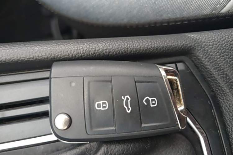 Used Volkswagen Lavida 2023 280TSI DSG Full-Comfort Edition Vehicle Key