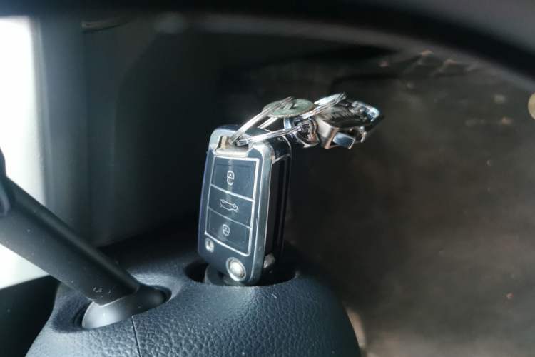 Used Volkswagen Lavida 2023 Revised 1.5L Automatic DeYi Edition Vehicle Key
