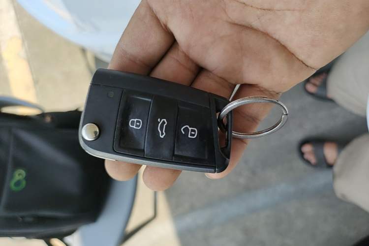 Used Volkswagen Lavida 2023 New Sharp 1.5L Automatic Excellent New Edition Vehicle Key