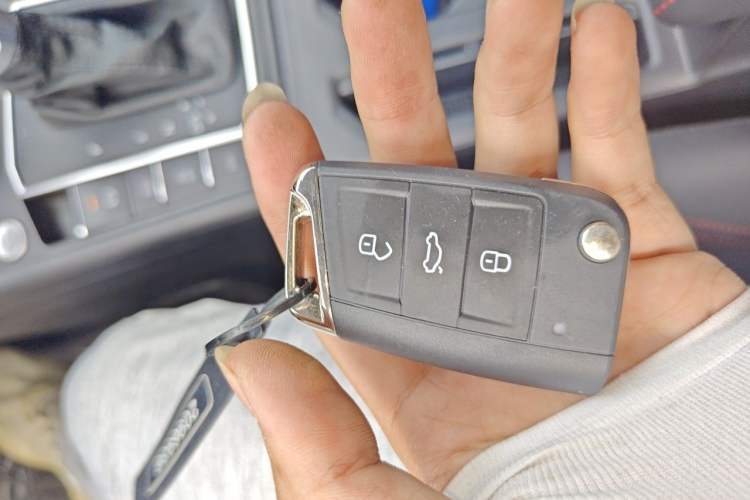 Used Volkswagen Lavida 2023 300TSI DSG Starry Full-Comfort Edition Vehicle Key