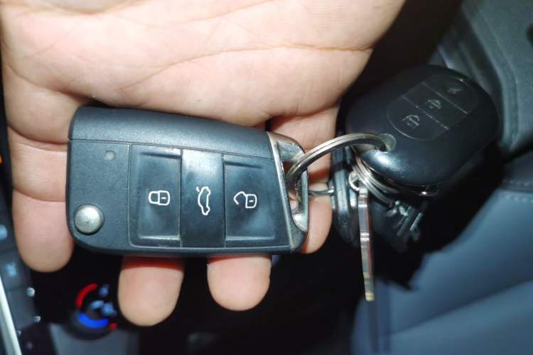 Used Volkswagen Lavida 2023 Revised Version 1.5L Automatic Starry Sky Edition – 5 Million Units Vehicle Key