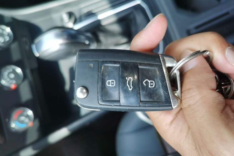 Used Volkswagen Lavida 2023 1.5L Automatic Starry Sky 5 Million Edition Vehicle Key