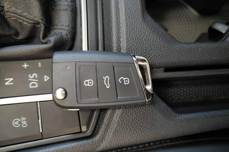 Used Volkswagen Lavida 2023 1.5L Automatic 5 Million Edition Vehicle Key