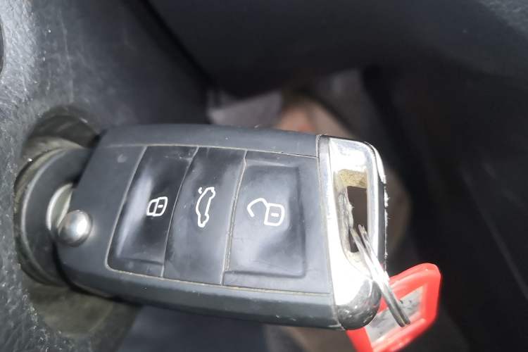 Used Volkswagen Lavida 2023 Revised 1.5L Automatic DeYi Edition Vehicle Key