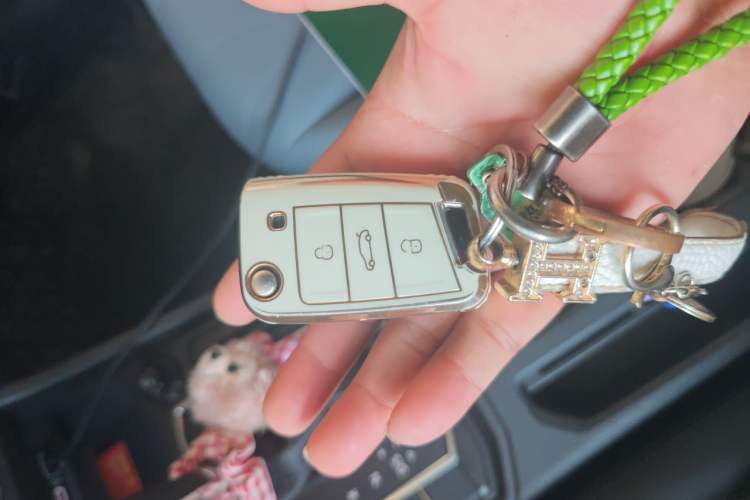 Used Volkswagen Lavida 2023 Revised Version 1.5L Automatic – Full-Option Edition Vehicle Key
