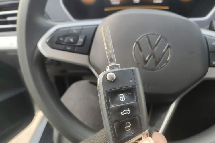 Used Volkswagen Lavida 2023 Revised 1.5L Automatic DeYi Edition Vehicle Key