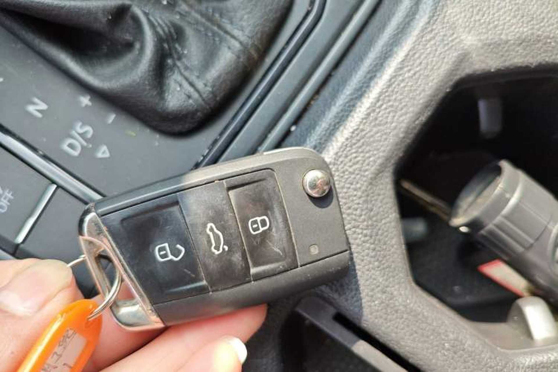 Used Volkswagen Lavida 2023 Revised 1.5L Automatic DeYi Edition Vehicle Key