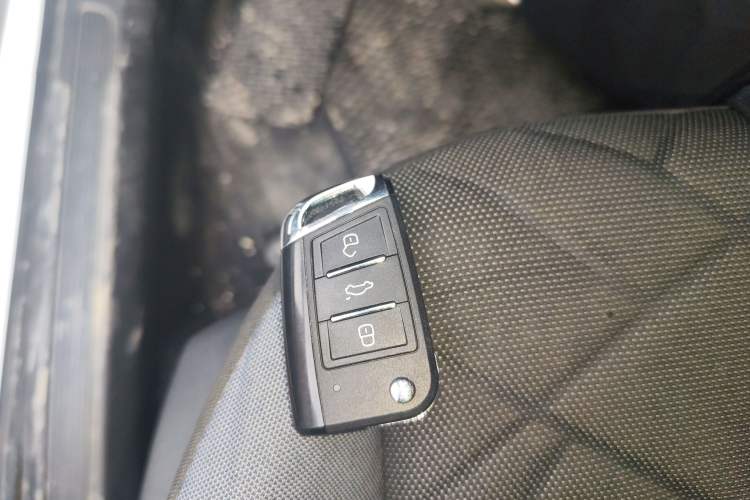 Used Volkswagen Lavida 2023 1.5L Automatic De Yi Edition Vehicle Key