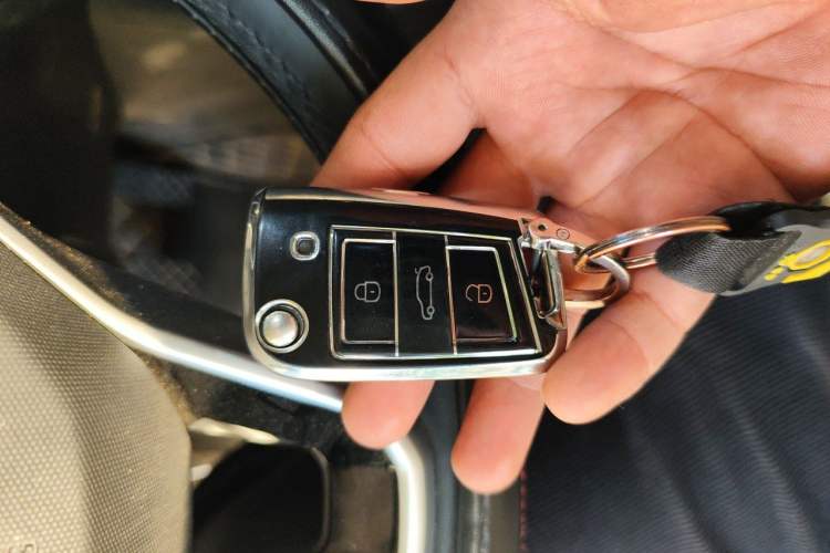 Used Volkswagen Lavida 2023 1.5L Automatic Full-Comfort Edition Vehicle Key