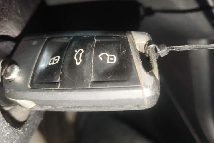 Used Volkswagen Lavida 2023 1.5L Automatic De Yi Edition Vehicle Key