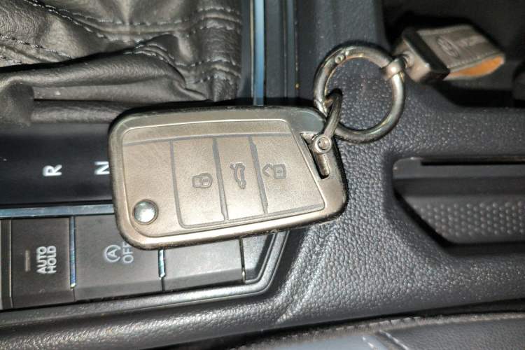 Used Volkswagen Lavida 2023 1.5L Automatic Full-Comfort Edition Vehicle Key