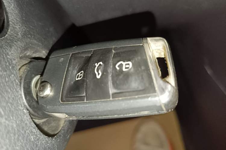 Used Volkswagen Lavida 2023 1.5L Automatic De Yi Edition Vehicle Key