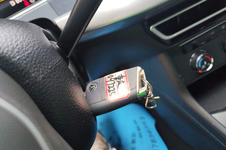 Used Volkswagen Lavida 2023 1.5L Automatic De Yi Edition Vehicle Key