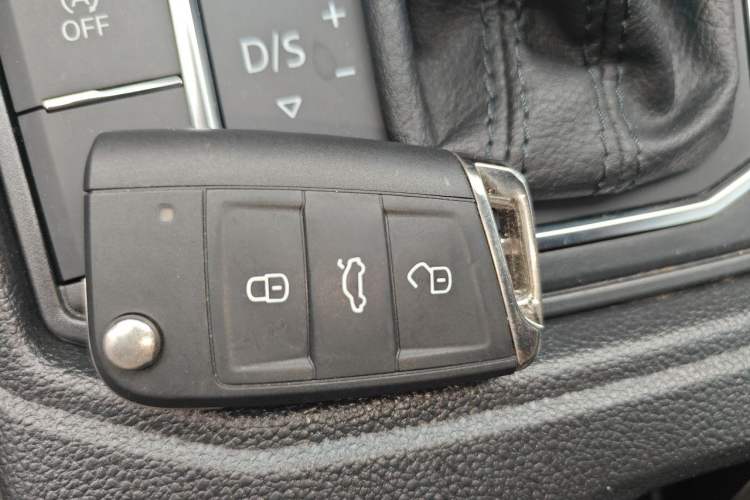 Used Volkswagen Lavida 2023 300TSI DSG Full-Comfort Edition Vehicle Key