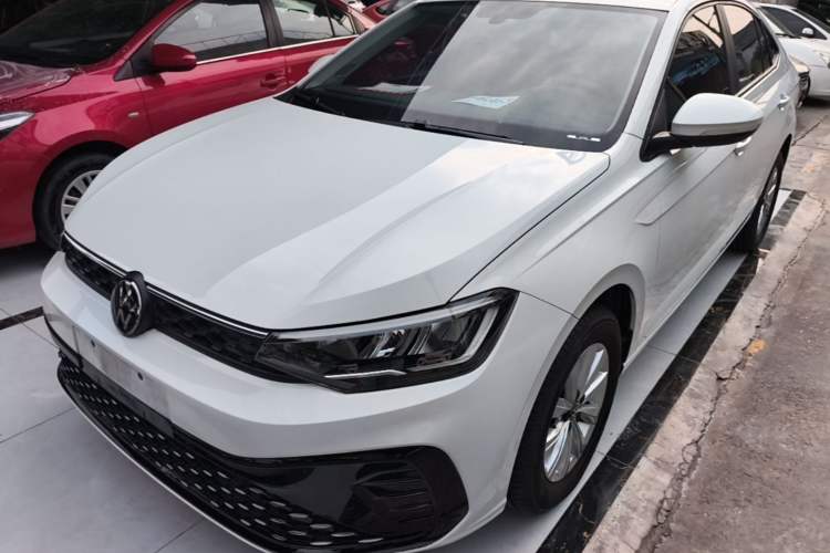 Volkswagen Lavida 2023 New Sharp 1.5L Automatic Excellent New Edition
