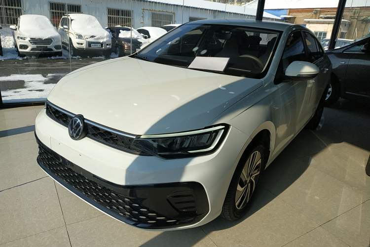 Used Volkswagen Lavida 2023 New Rui 1.5L Automatic New Yi Edition Guazi used car, China used car export, Used car for sale, Used  cars, Cheapest cars for sale