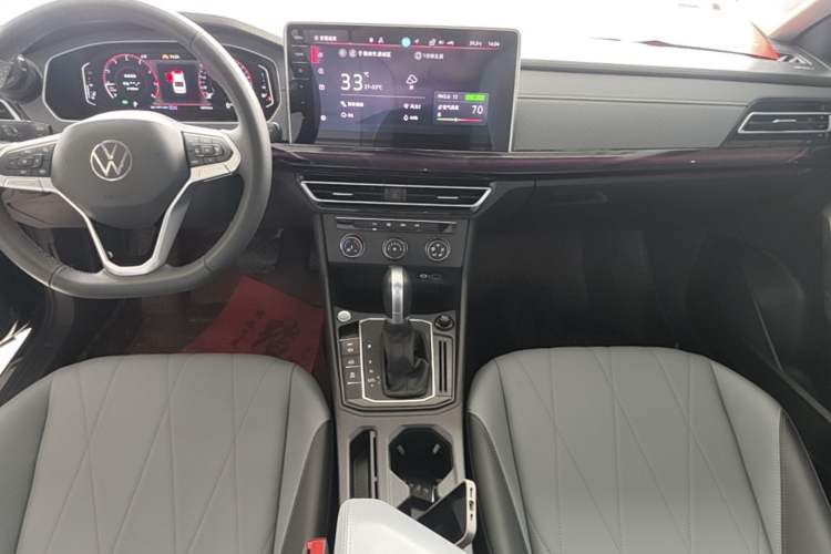 Used Volkswagen Lavida 2024 1.5L Automatic Starry Sky 5 Million Edition Audio And AC Panel